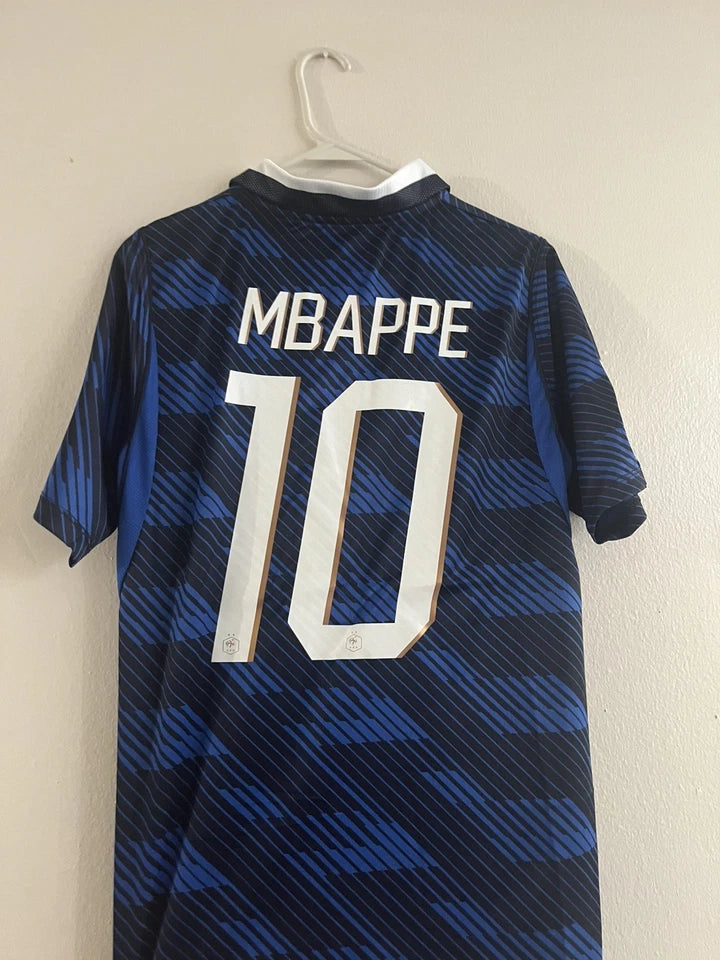 France Mbappé #10 Home Football Jersey – Men's Size M – Player Version