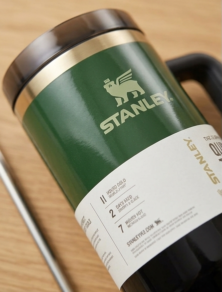 Stanley x Wicked Elphaba 40oz H2.0 FlowState Quencher Tumbler cup x Target